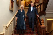 Hoje o rei é casado com a rainha Camilla 