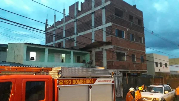 Durante chuva, parede de prédio desaba e atinge mulher no DF