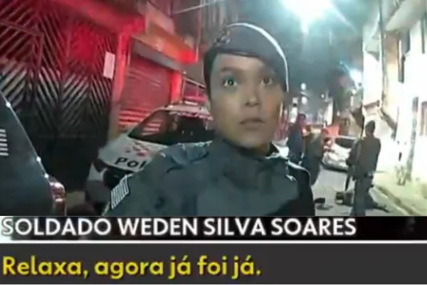 Imagem colorida de montagem com PM e fala embaixo. Metrópoles
