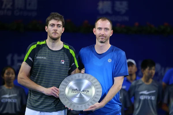 Demoliner fatura título das duplas de torneio da ATP em Moscou