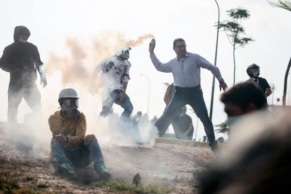 ONU eleva para 5 número de mortos em protestos na Venezuela