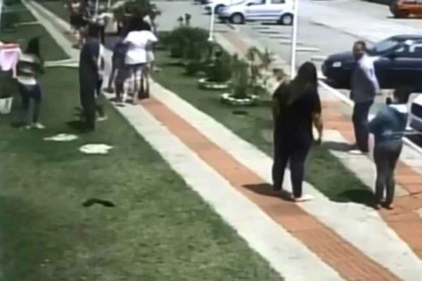 Criança cai do terceiro andar em Santa Catarina
