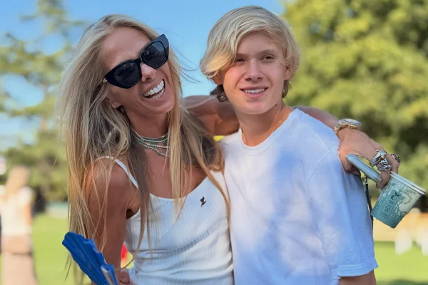 Adriane Galisteu e o filho, Vittorio