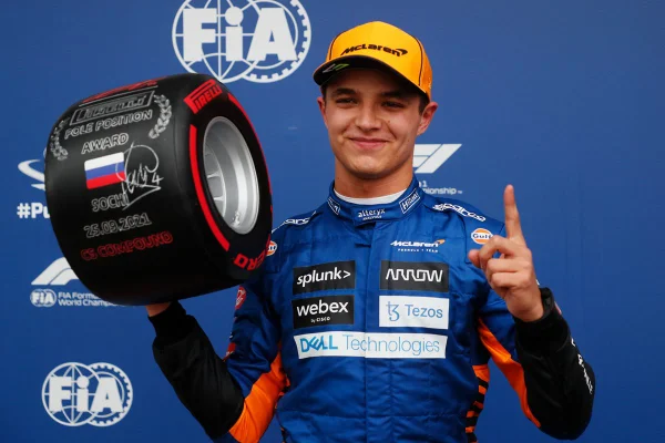 Lando Norris surpreende no GP da Rússia e coloca McLaren na pole após 9 anos