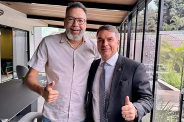 Aliado de Flávio no Rio, Canella desiste de candidatura ao Senado