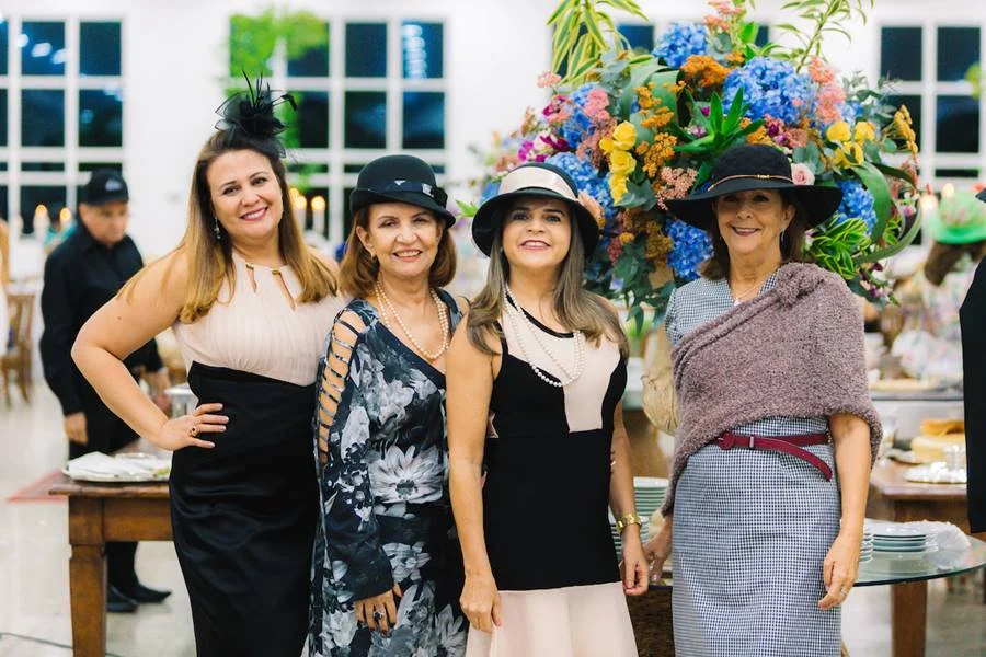 Vânia Loureiro, Graça Brito, Fátima Maffia e Gilsa Resende Vânia Loureiro, Graça Brito, Fátima Maffia e Gilsa Resende