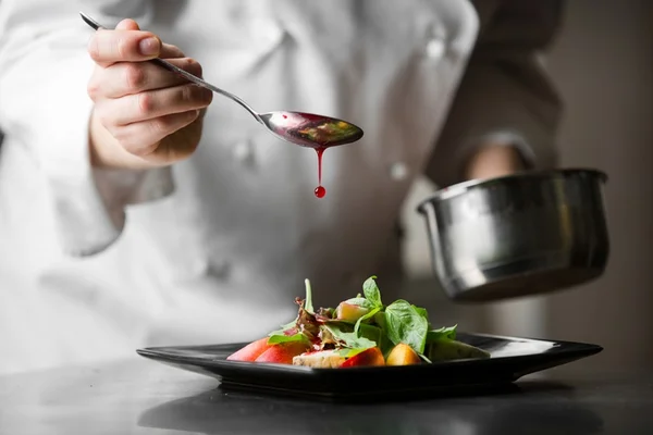 Confira 11 séries de gastronomia incríveis para ver no Netflix