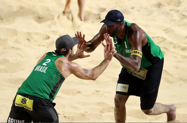 Brasil define duplas do vôlei de praia para Tóquio-2020