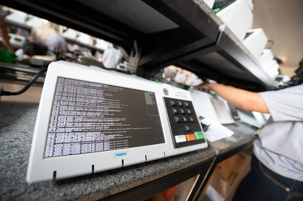 Contratado pelo PL para questionar eleição tinha patente de urna para voto impresso
