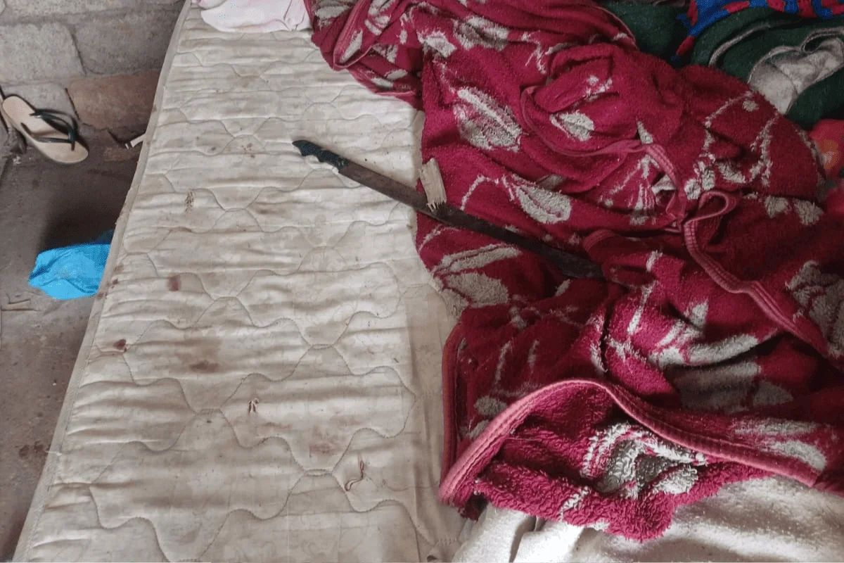 Homem é preso após esfaquear e dar pauladas nos próprios pais na Grande SP - imagem 2 Homem é preso após esfaquear e dar pauladas nos próprios pais na Grande SP - imagem 2
