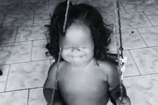imagem colorida bebe morre atropelada garagem casa anapolis