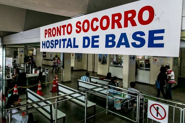 Com 98% da capacidade, HBDF relata falta de sedativos e até de aventais