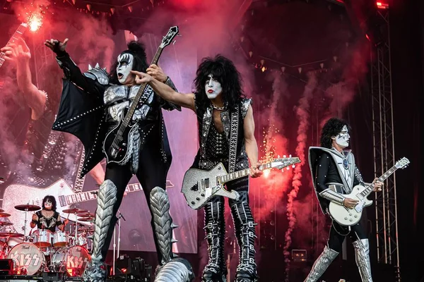 Kiss traz show a Brasília em 2020 na turnê de despedida