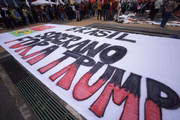 Em São Paulo, esquerdistas se manifestaram contra Trump