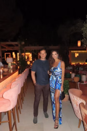 Empresária viajou com o marido, Alan Diniz