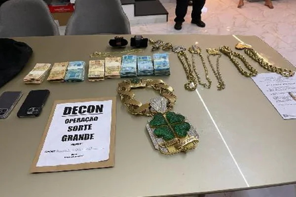 Apreensão na casa dos investigados/Divulgação