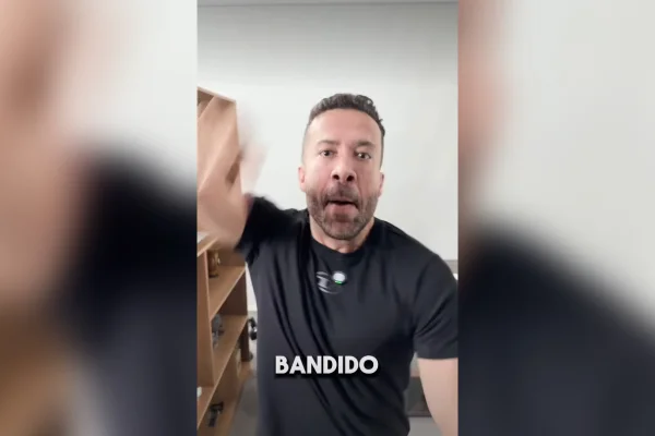 André Janones