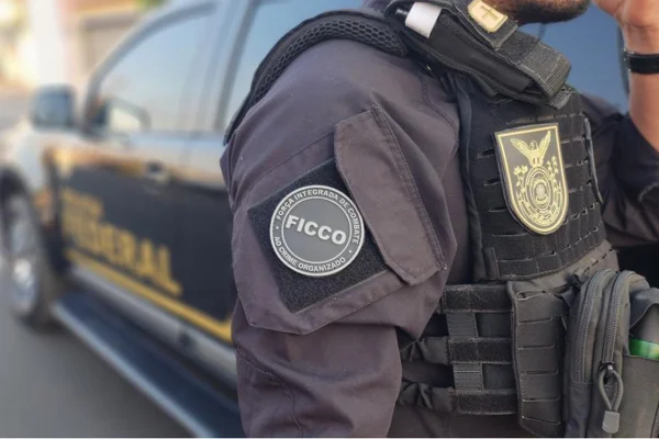 Chefe de quadrilha que assaltava postos e bancos é preso no DF