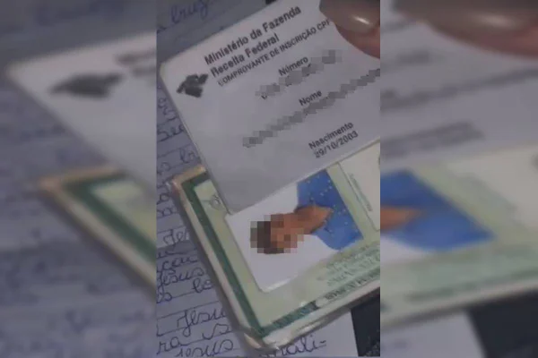 Após invadir casa de mulher, homem de cueca deixou carteira com oração