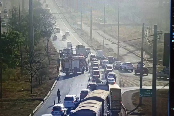 Trânsito acidente EPNB