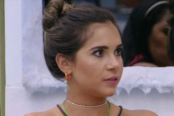 BBB20: “Nojento”, diz Gizelly sobre falta de higiene dos brothers
