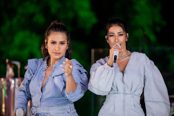 Simone e Simaria em gravação de Debaixo do Meu Telhado