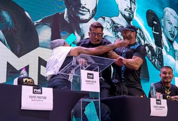 Print de um vídeo de Kleber Bambam e Popó - Metrópoles