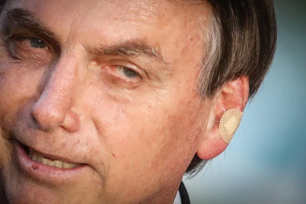 Bolsonaro: suspeita de câncer – revelada por ele – é “fake news”