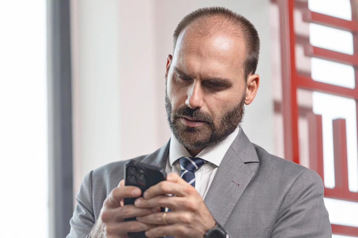 Eduardo Bolsonaro: demissão na PF seria ordem do Planalto