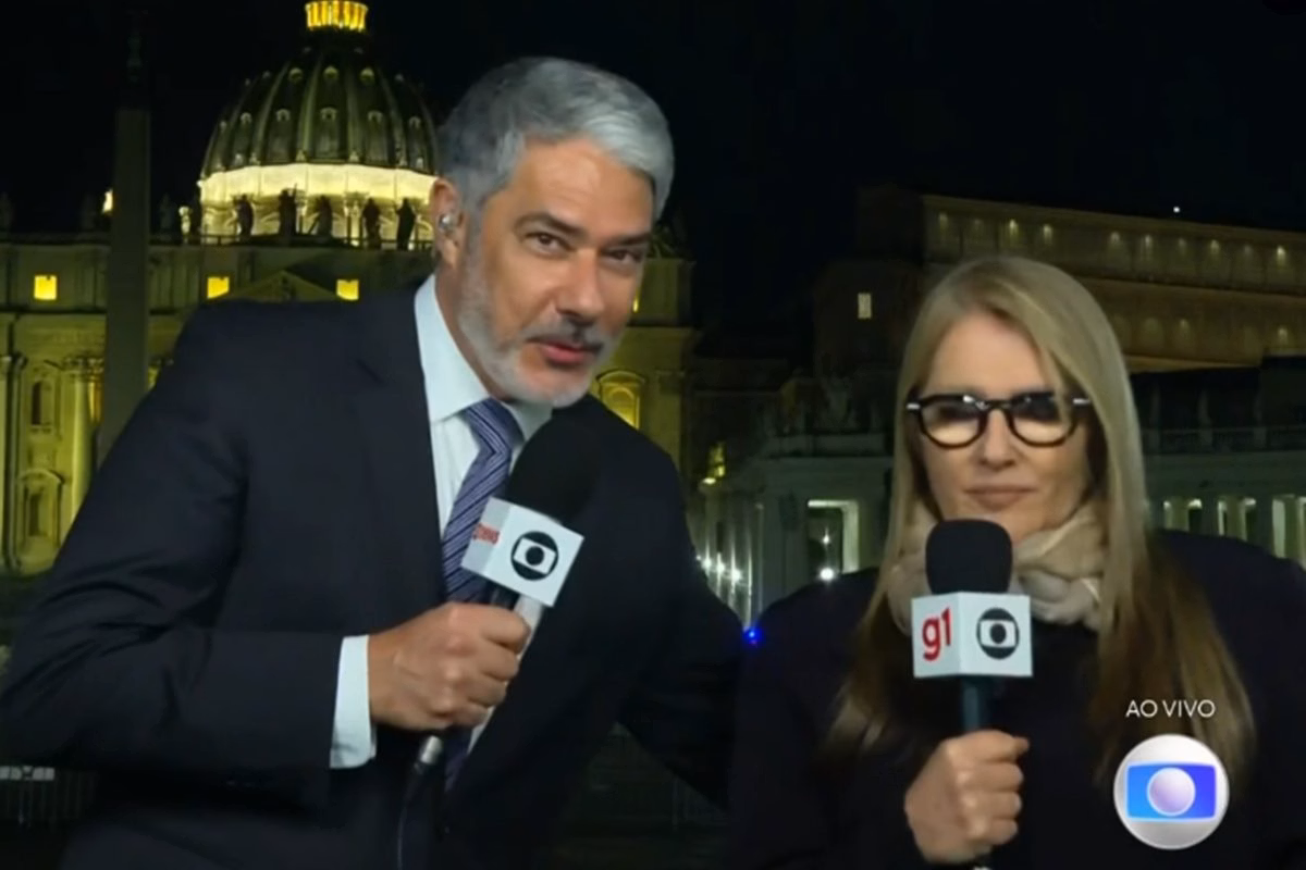 Print colorido de uma transmissão do Jornal Nacional, da Globo - Metrópoles