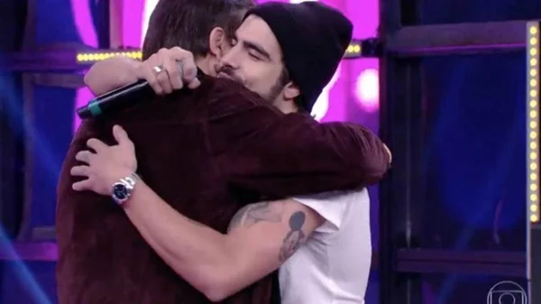 Caio Castro relembra climão com Faustão e pede abraço