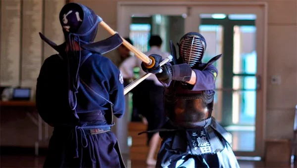 Instituto Niten oferece aula de kendo para iniciantes neste sábado