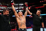 Marcio Ticotô conquistou a vitória diante de Ryan Kuse Marcio Ticotô conquistou a vitória diante de Ryan Kuse