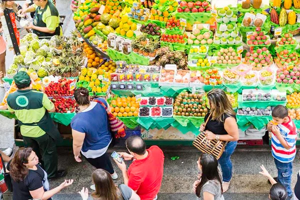 Pão de Açúcar: greve impacta estoque de hortifruti, carnes e aves