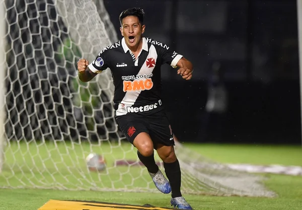 Vasco derrota Oriente Petrolero na estreia da Copa Sul-Americana
