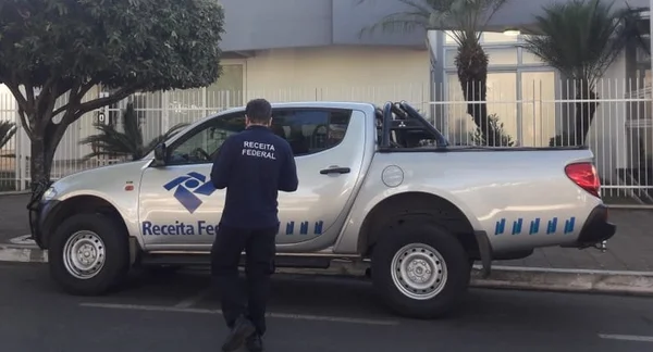 Operação da PF investiga lavagem de dinheiro por meio da venda de diamantes