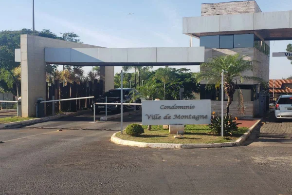 Vizinha de Torres reclama da volta do ex-ministro para casa: “Esse local não combina com ele”