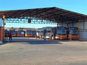 Os ônibus ficaram parados nas garagens na manhã desta segunda-feira (22/6) Os ônibus ficaram parados nas garagens na manhã desta segunda-feira (22/6)