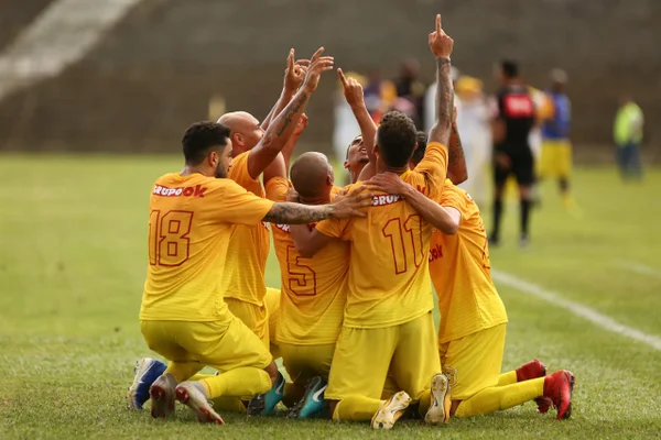 Aldo marca no final e Brasiliense arranca empate na Boca do Jacaré
