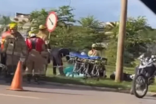 Motociclista sem capacete morre em acidente no balão de Samambaia