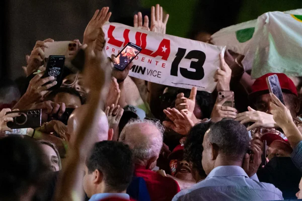 Real Time Big Data: Lula lidera intenções de voto no 1º e 2º turnos em SE - destaque galeria Real Time Big Data: Lula lidera intenções de voto no 1º e 2º turnos em SE - destaque galeria