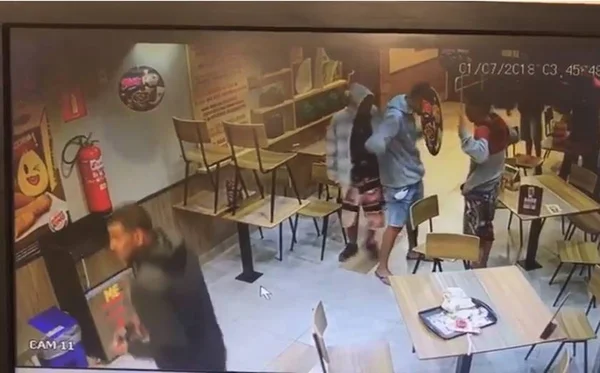 Vídeo. Assaltantes fazem “arrastão” no Burger King de Ceilândia