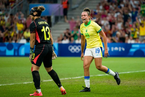 Fã de espanhola chama Seleção feminina de “asquerosa” e leva fecho