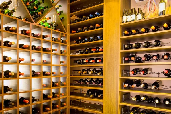Dolce Far Niente terá degustação de vinhos e menu italiano à vontade