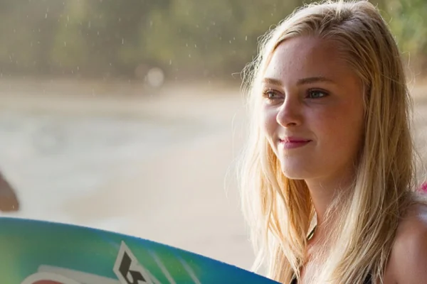 Soul Surfer: conheça a história real da atleta atacada por tubarão