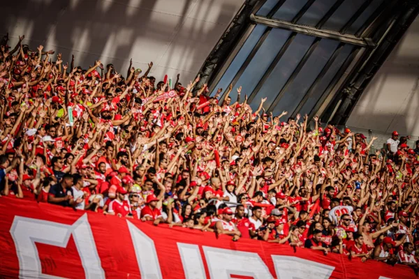 Torcida do América de Natal fazendo festa durante a Série D 2025