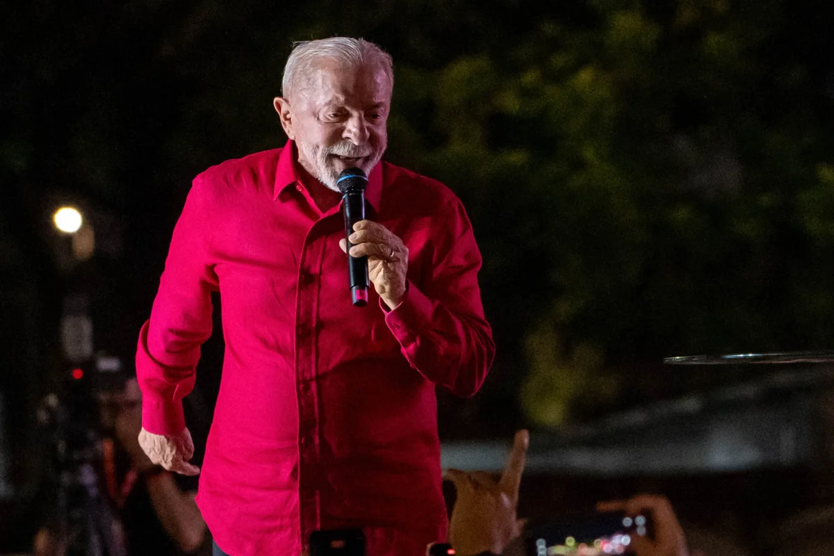 O presidente Lula O presidente Lula