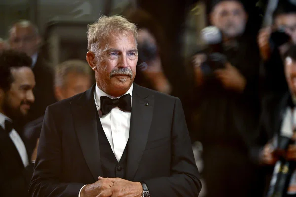 Foto colorida de Kevin Costner - Metrópoles