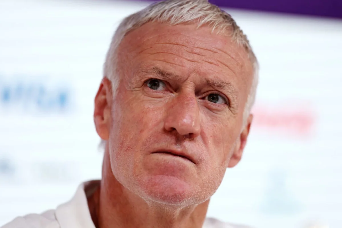 Didier Deschamps descartou retorno de Karim Benzema Didier Deschamps descartou retorno de Karim Benzema