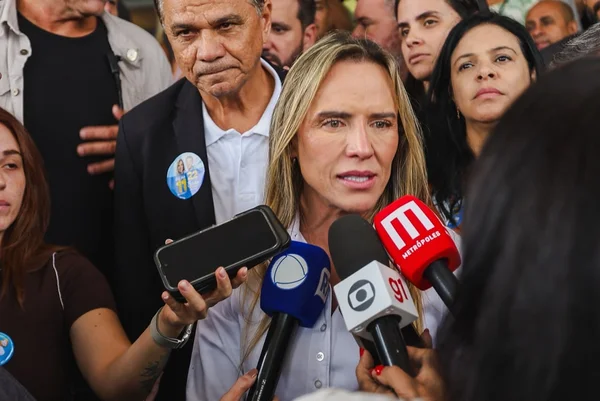 Celina Leão em encontro com lideranças em Vicente Pires